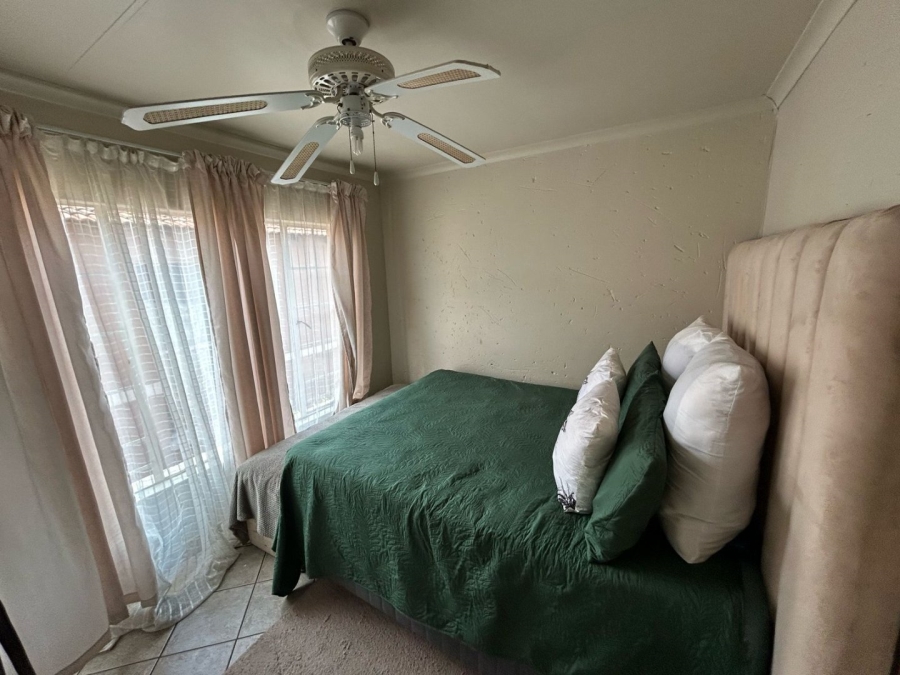 2 Bedroom Property for Sale in Vaalpark Free State